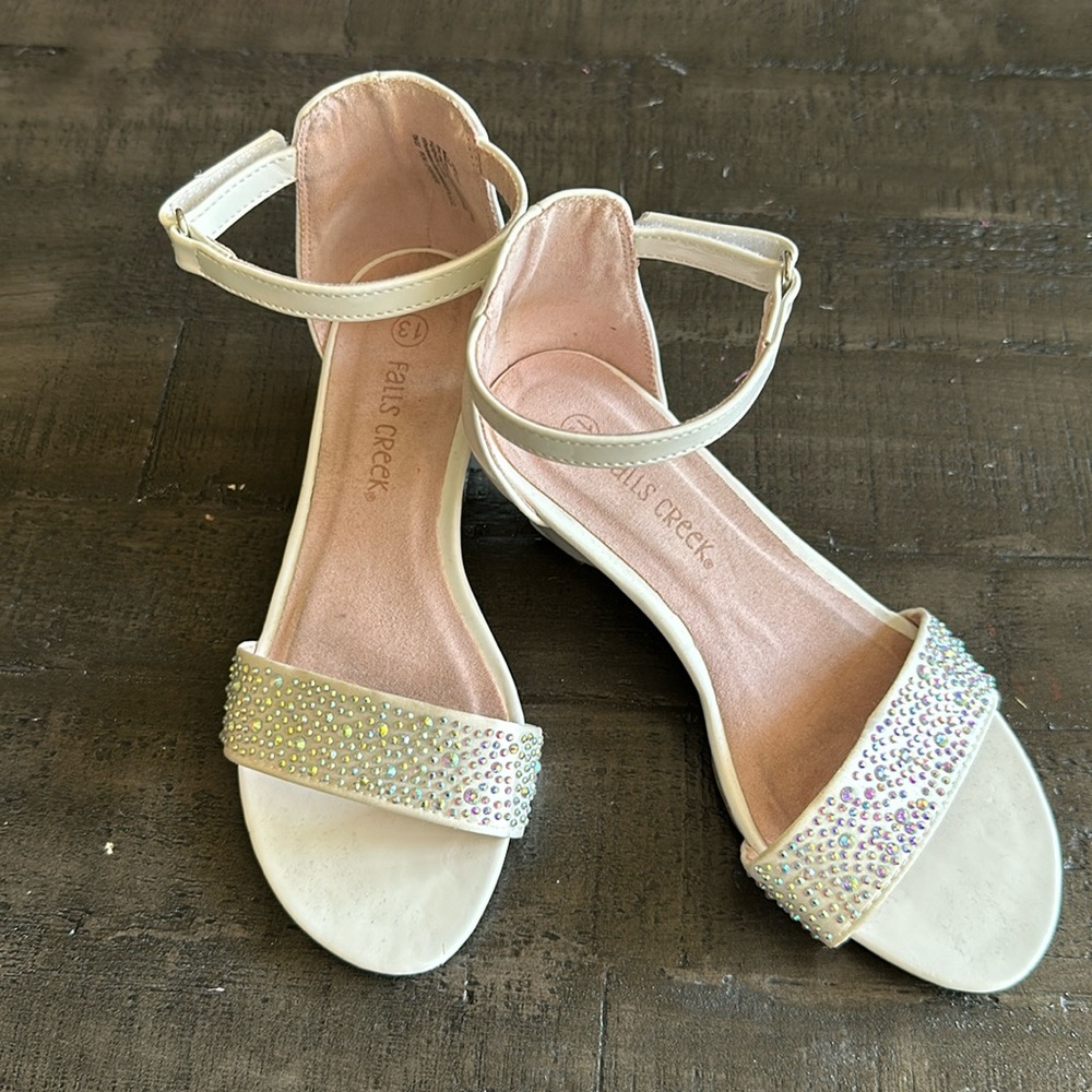 Girls white dress shoes